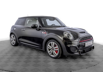 Подержанный автомобиль MINI Hatch 2020 года (3 фото)