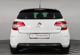 Подержанный автомобиль Citroen C4 Hatchback 2011 года (6 фото)