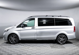 Подержанный автомобиль Mercedes-Benz Vito 2018 года (8 фото)