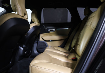Подержанный автомобиль Volvo V90 Cross Country 2019 года (11 фото)