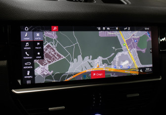 Подержанный автомобиль Porsche Cayenne 2019 года (24 фото)