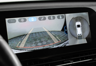 Подержанный автомобиль Omoda C5 2024 года (16 фото)