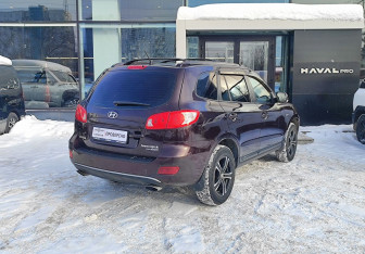 Подержанный автомобиль Hyundai Santa Fe 2008 года (5 фото)
