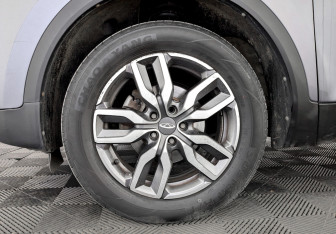 Подержанный автомобиль Chery Tiggo 4 2022 года (17 фото)