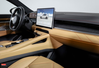 Подержанный автомобиль Zeekr 001 2023 года (9 фото)