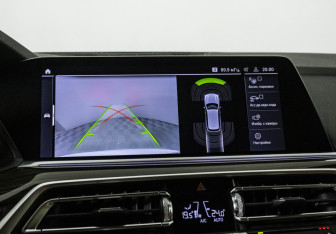 Подержанный автомобиль BMW X5 2019 года (21 фото)
