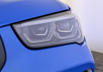 Подержанный автомобиль BMW X1 2021 года (17 фото)