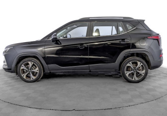 Подержанный автомобиль Москвич 3 2023 года (8 фото)