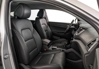 Подержанный автомобиль Hyundai Tucson 2016 года (24 фото)