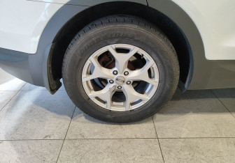 Подержанный автомобиль Hyundai Santa Fe 2013 года (12 фото)