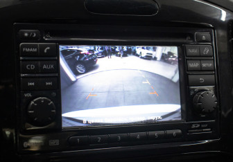 Подержанный автомобиль Nissan Juke 2012 года (18 фото)