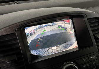 Подержанный автомобиль Nissan Pathfinder 2012 года (11 фото)