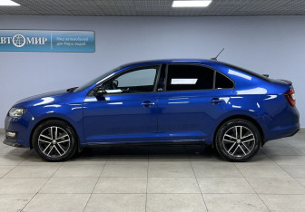Подержанный автомобиль Skoda Rapid Liftback 2018 года (8 фото)