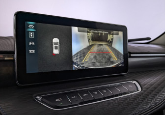 Подержанный автомобиль Haval Jolion 2023 года (25 фото)