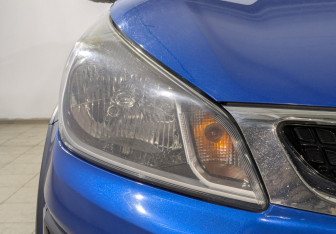 Подержанный автомобиль Kia Rio Hatchback 2019 года (9 фото)