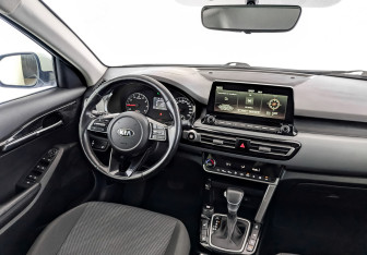 Подержанный автомобиль Kia Seltos 2021 года (29 фото)