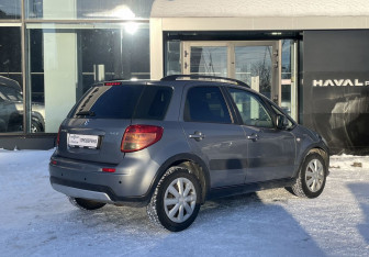 Подержанный автомобиль Suzuki SX4 Hatchback 2012 года (5 фото)