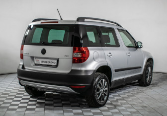 Подержанный автомобиль Skoda Yeti 2012 года (5 фото)