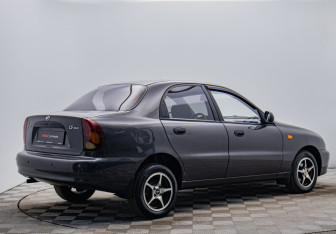 Подержанный автомобиль ЗАЗ Chance Sedan 2011 года (5 фото)