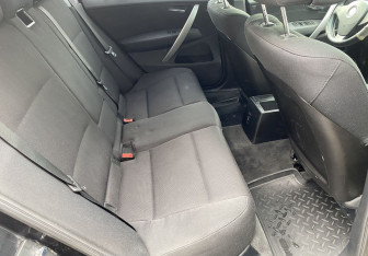 Подержанный автомобиль BMW X3 2009 года (11 фото)