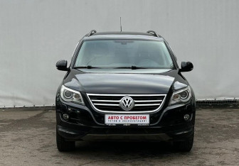 Подержанный автомобиль Volkswagen Tiguan 2011 года (2 фото)
