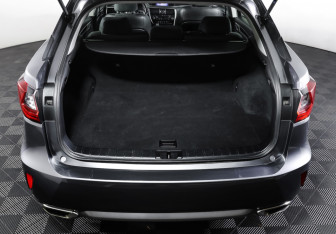 Подержанный автомобиль Lexus RX 2016 года (10 фото)