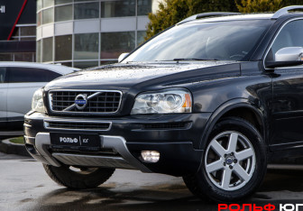 Подержанный автомобиль Volvo XC90 2012 года (14 фото)