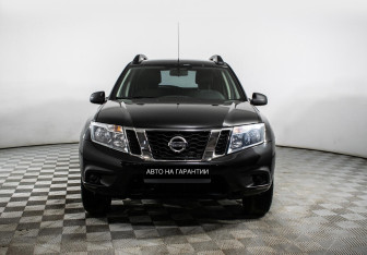 Подержанный автомобиль Nissan Terrano 2019 года (2 фото)