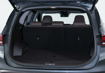 Подержанный автомобиль Hyundai Santa Fe 2022 года (20 фото)