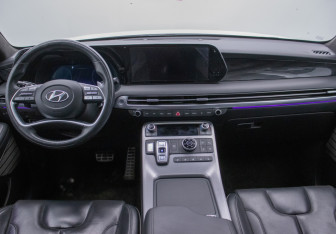 Подержанный автомобиль Hyundai Palisade 2023 года (14 фото)