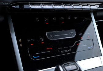 Подержанный автомобиль Chery Tiggo 7 Pro Max 2023 года (14 фото)