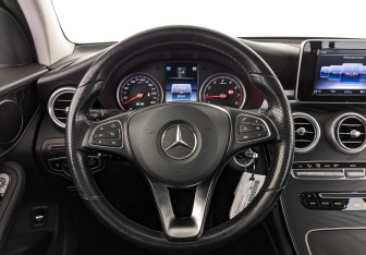 Подержанный автомобиль Mercedes-Benz GLC Coupe 2018 года (21 фото)
