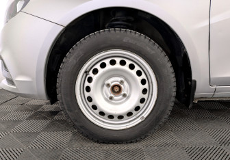 Подержанный автомобиль LADA (ВАЗ) Vesta Sedan 2019 года (18 фото)