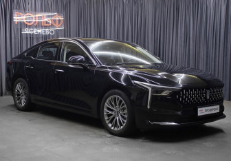 Подержанный автомобиль FAW Bestune B70 2023 года (3 фото)