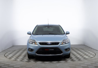 Подержанный автомобиль Ford Focus Hatchback 2009 года (2 фото)