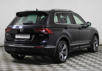 Подержанный автомобиль Volkswagen Tiguan 2019 года (5 фото)