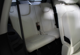 Подержанный автомобиль Exeed VX 2021 года (11 фото)