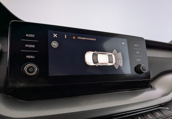 Подержанный автомобиль Skoda Octavia Liftback 2021 года (25 фото)