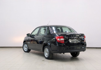 Подержанный автомобиль LADA (ВАЗ) Granta Sedan 2019 года (21 фото)