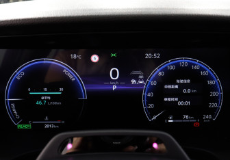 Подержанный автомобиль Toyota Camry Sedan 2025 года (11 фото)