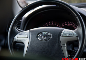 Подержанный автомобиль Toyota Camry Sedan 2008 года (11 фото)