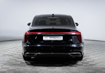 Подержанный автомобиль Hongqi H5 2023 года (6 фото)