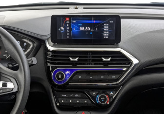 Подержанный автомобиль Changan Alsvin 2023 года (17 фото)