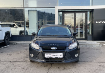 Подержанный автомобиль Ford Focus Hatchback 2012 года (2 фото)