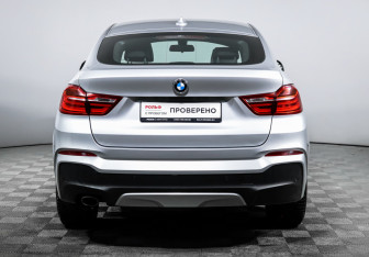 Подержанный автомобиль BMW X4 2015 года (6 фото)