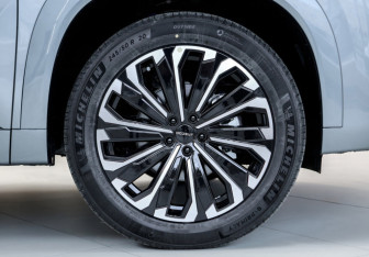 Новый Jaecoo J8 2024 (10 фото)