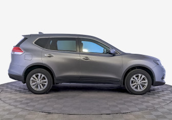 Подержанный автомобиль Nissan X-Trail 2018 года (4 фото)