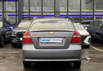 Подержанный автомобиль Chevrolet Aveo Sedan 2007 года (6 фото)