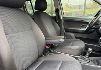 Подержанный автомобиль Skoda Fabia Hatchback 2012 года (10 фото)