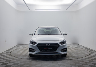 Подержанный автомобиль Hyundai Solaris Sedan 2017 года (2 фото)